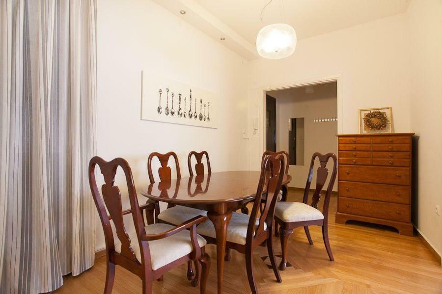 Ermou 44 - Family Apartment أثينا المظهر الخارجي الصورة